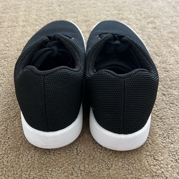 Atoms Model 000 - Picture 6 of 8